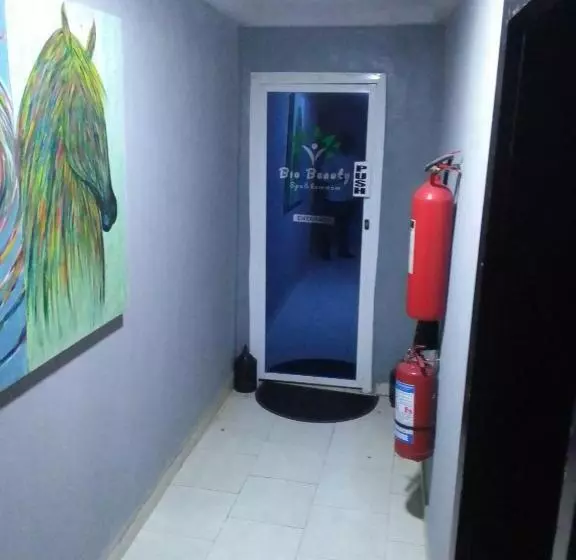 هتل Hote Bougainvillea Victoria Island Lagos