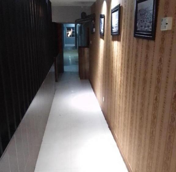 Отель Hote Bougainvillea Victoria Island Lagos