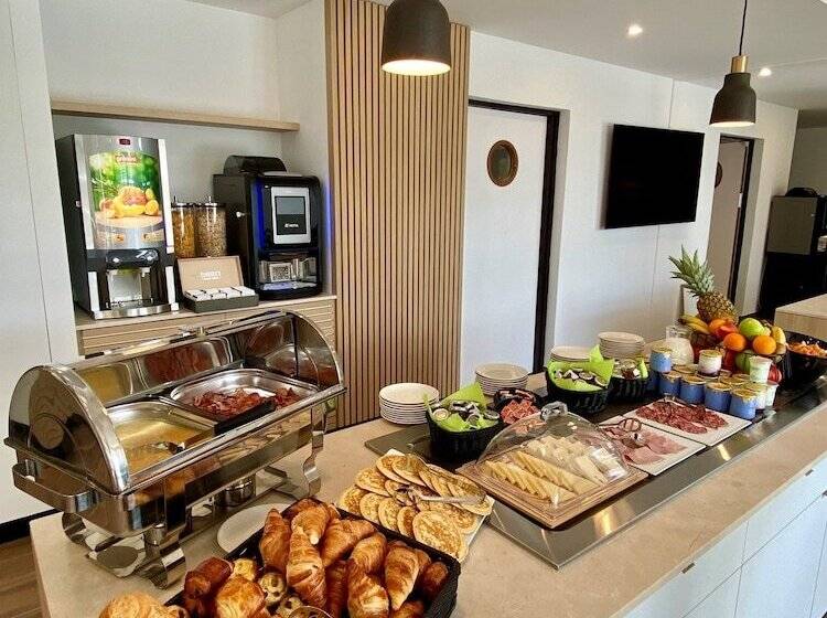 فندق Courrier Sud