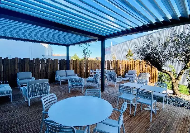 Hotelli Courrier Sud