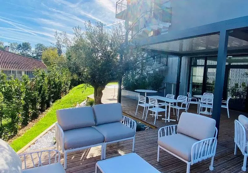 Hotelli Courrier Sud