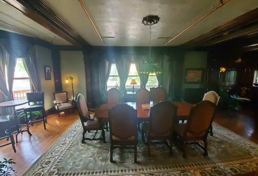 Hotelli Daniell Manor