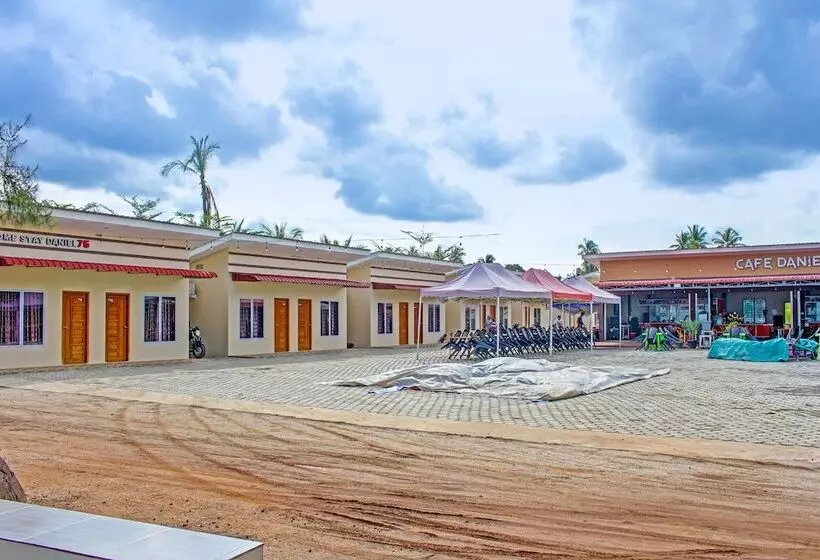 Hotelli Oyo 91643 Homestay Daniel 76