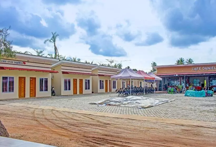 Hotelli Oyo 91643 Homestay Daniel 76