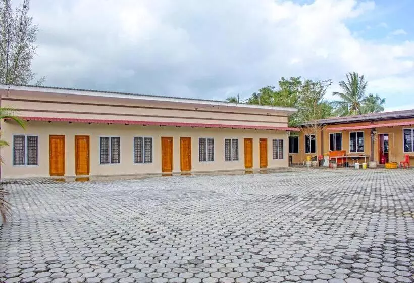 Hotelli Oyo 91643 Homestay Daniel 76