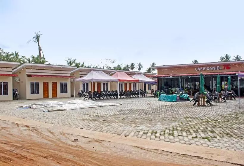 Hotelli Oyo 91643 Homestay Daniel 76