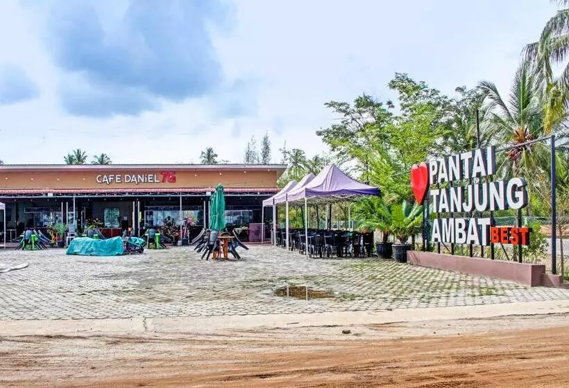 Hotelli Oyo 91643 Homestay Daniel 76