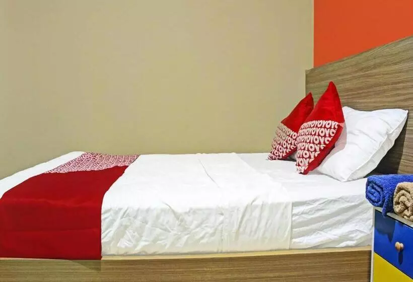 Hotelli Oyo 91643 Homestay Daniel 76