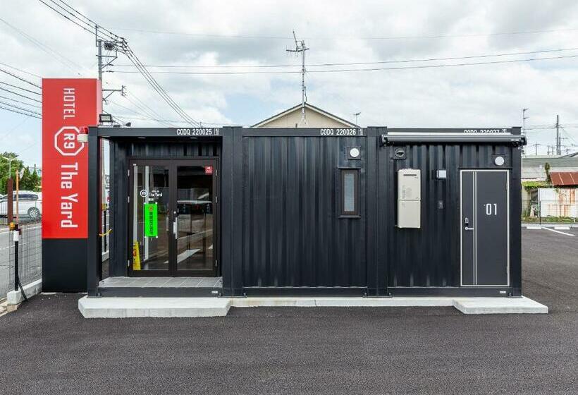 فندق R9 The Yard Buzen