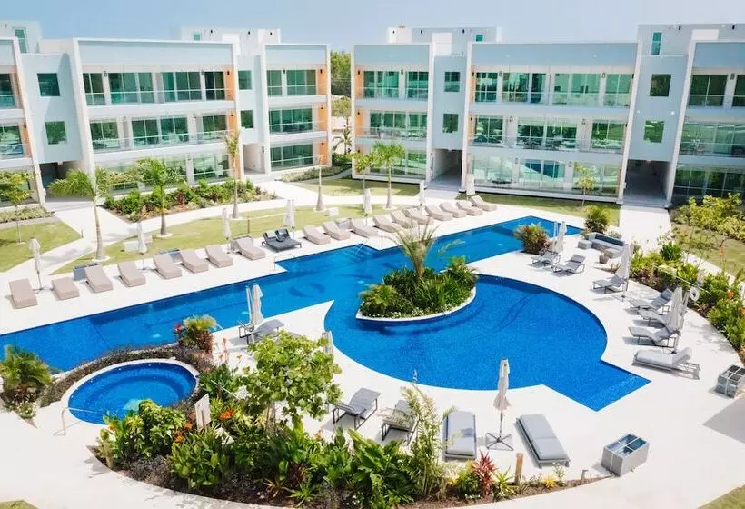 استراحتگاه One Canal Point