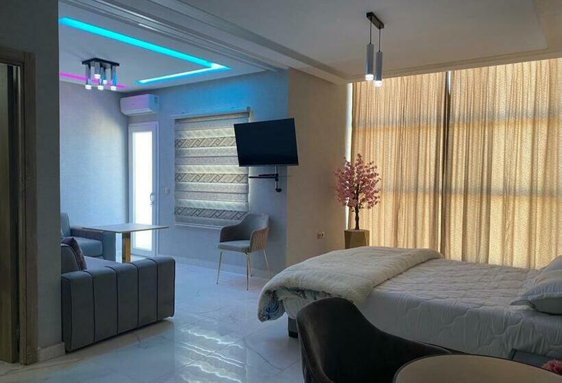 فندق Golden Star