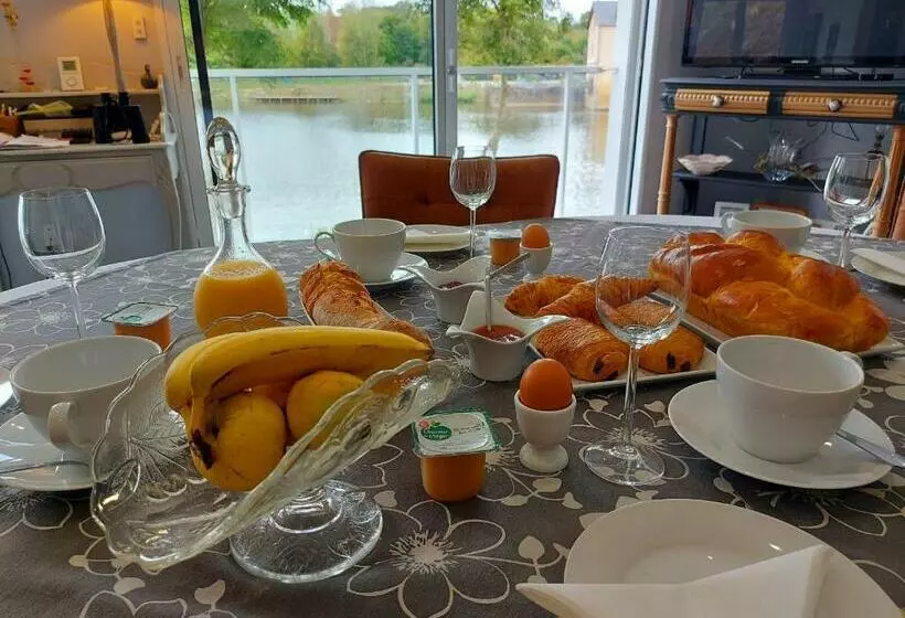 ペンション Suite Familiale 2 Chambres Avec Vue Sur L écluse, Traversée En Barque, Petit Déjeuner Inclus Fr 1