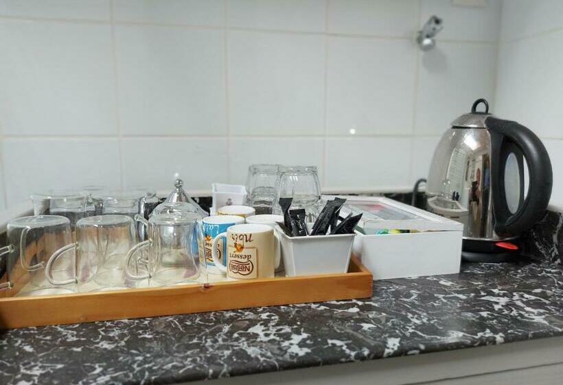 Pensionat Suite Familiale 2 Chambres Avec Vue Sur L écluse, Traversée En Barque, Petit Déjeuner Inclus Fr 1