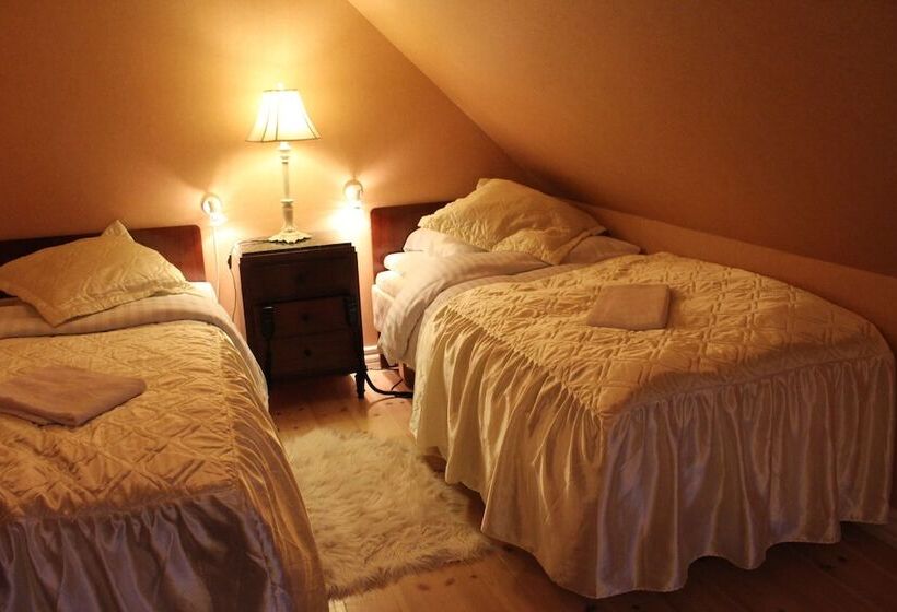 Bed and Breakfast Lille Restrup Hovedgaard