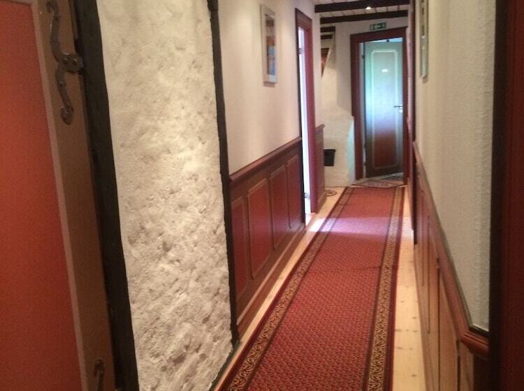 Bed and Breakfast Lille Restrup Hovedgaard