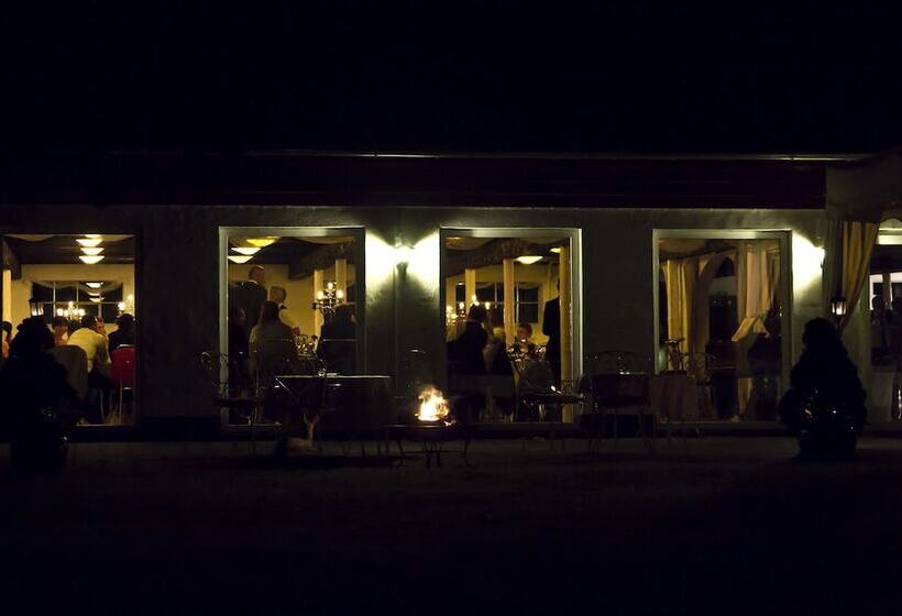 Bed and Breakfast Lille Restrup Hovedgaard