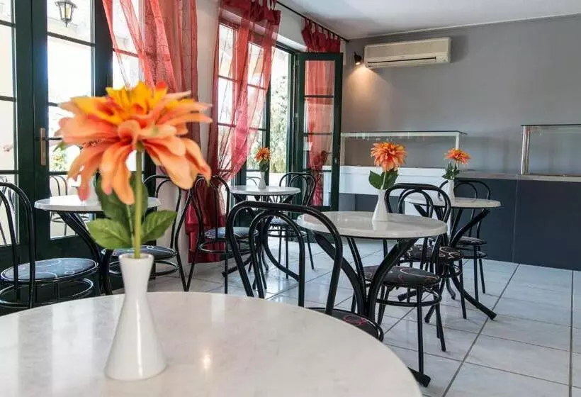 Bozikis Palace Hotel