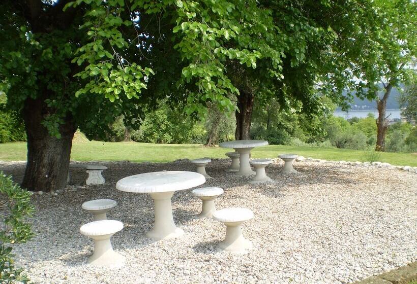 Отель Agriturismo Renzano Garden Apartments