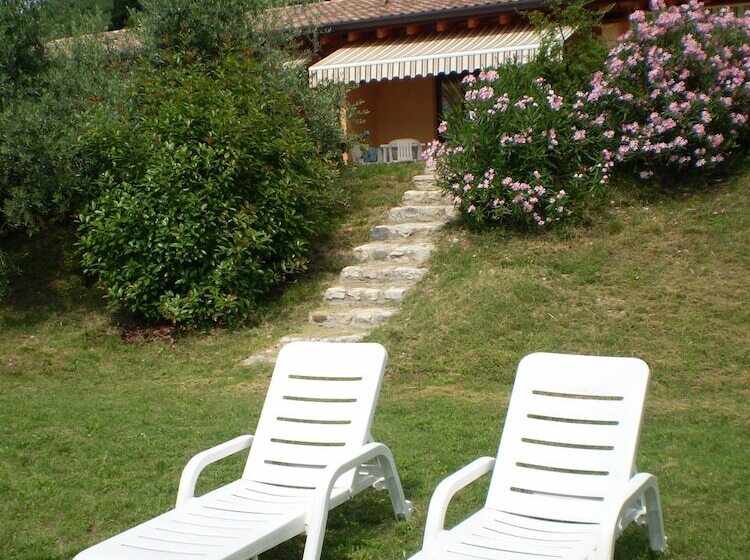 Отель Agriturismo Renzano Garden Apartments