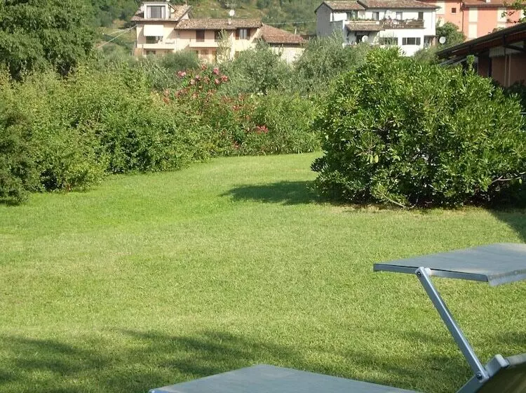 فندق Agriturismo Renzano Garden Apartments