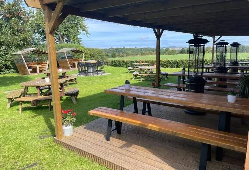 فندق Allanton Inn