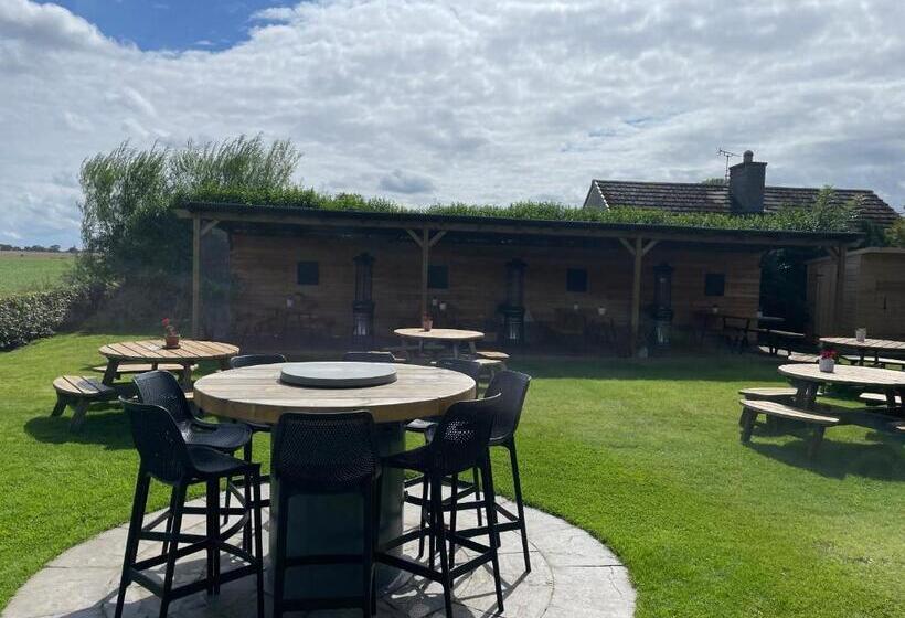 ホテル Allanton Inn