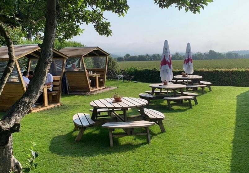 ホテル Allanton Inn