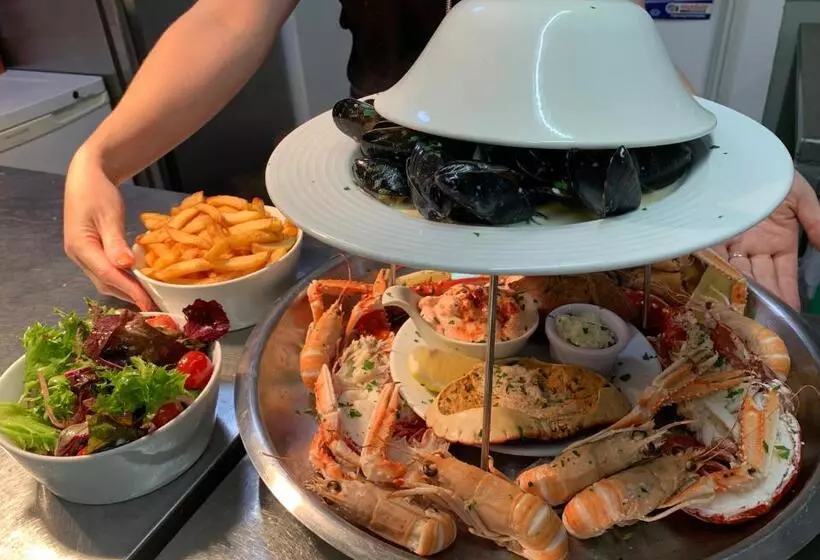 فندق Allanton Inn