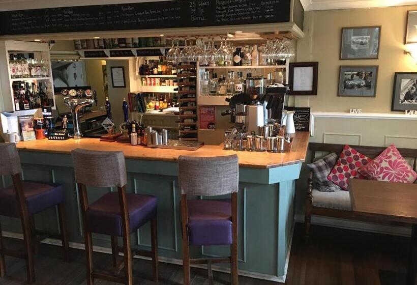 ホテル Allanton Inn