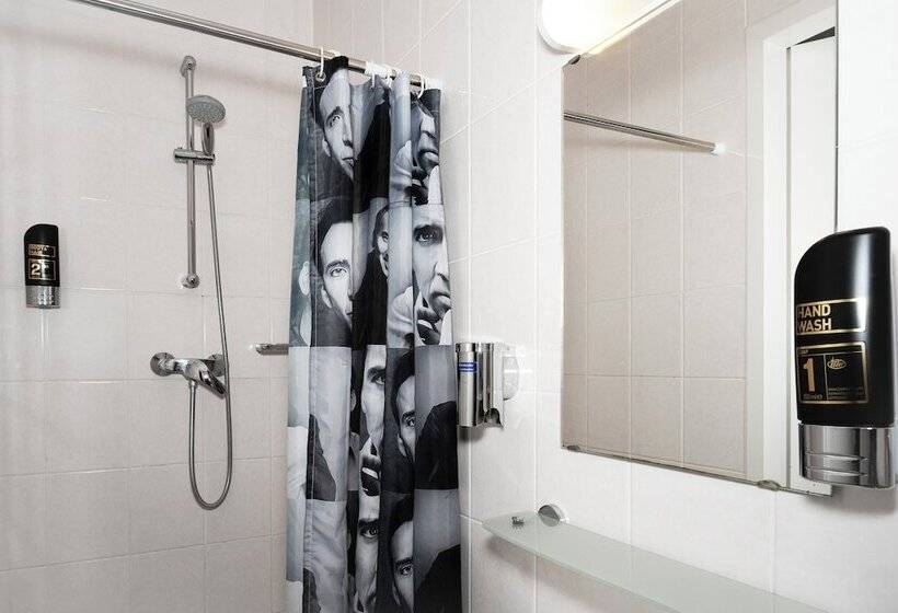 בית מלון כפרי Amsterdam Teleport