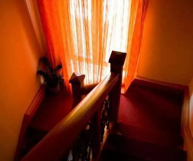 فندق Andromeda Suites