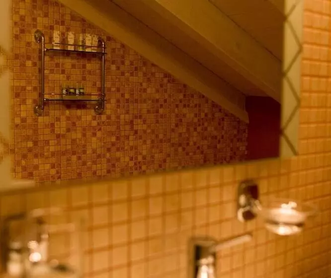 فندق Andromeda Suites