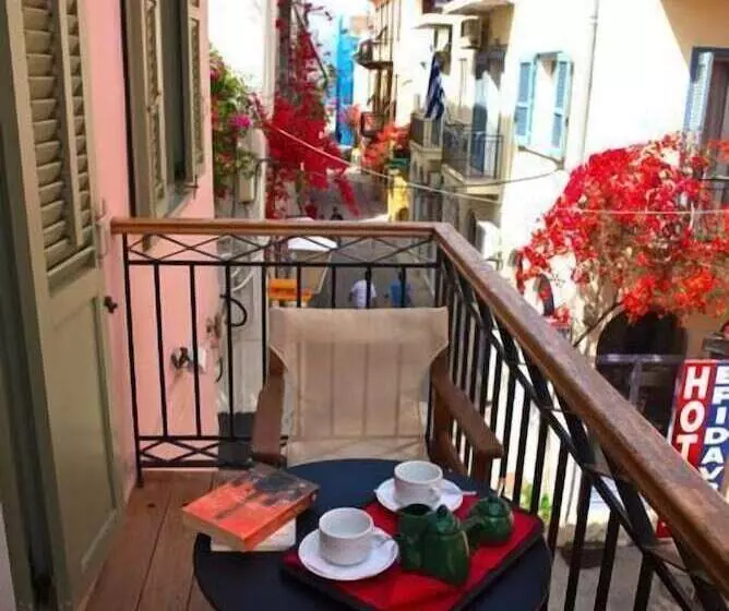 فندق Andromeda Suites