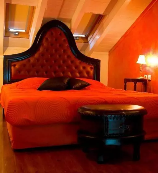 فندق Andromeda Suites