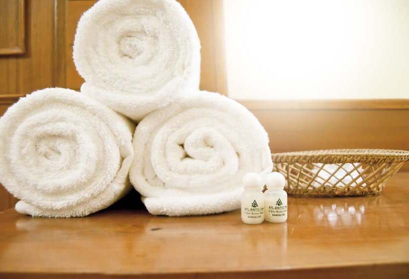 酒店 Atlaantic Inn