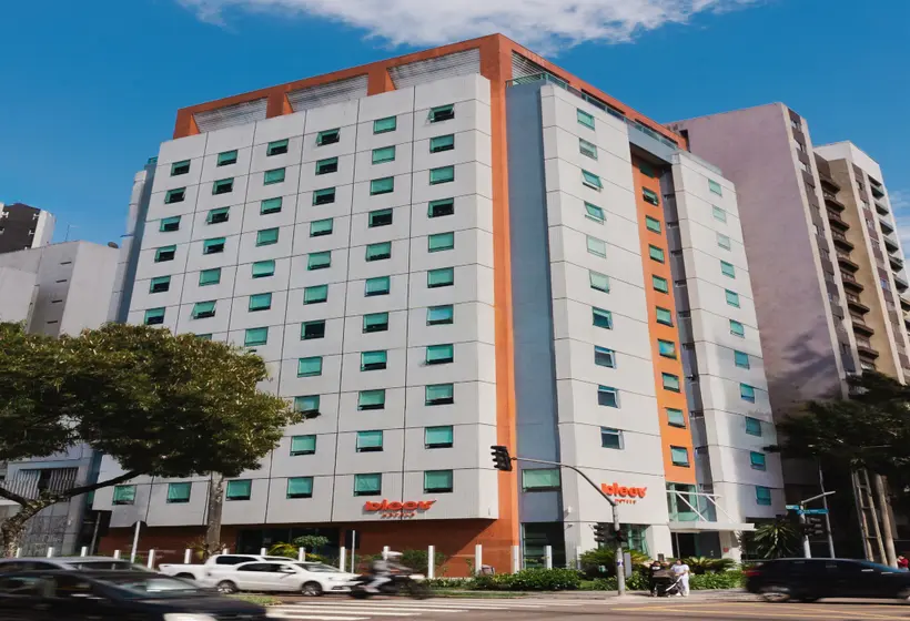 ホテル bleev Curitiba