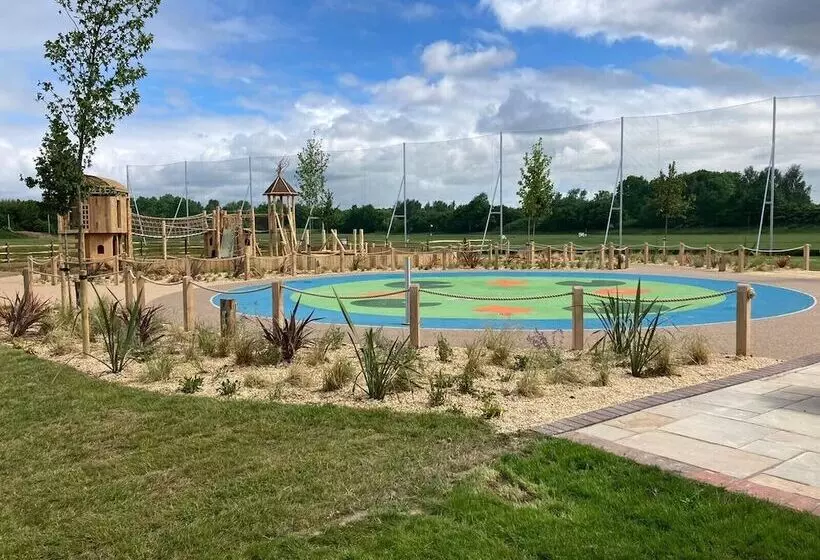 בית מלון כפרי Boston West