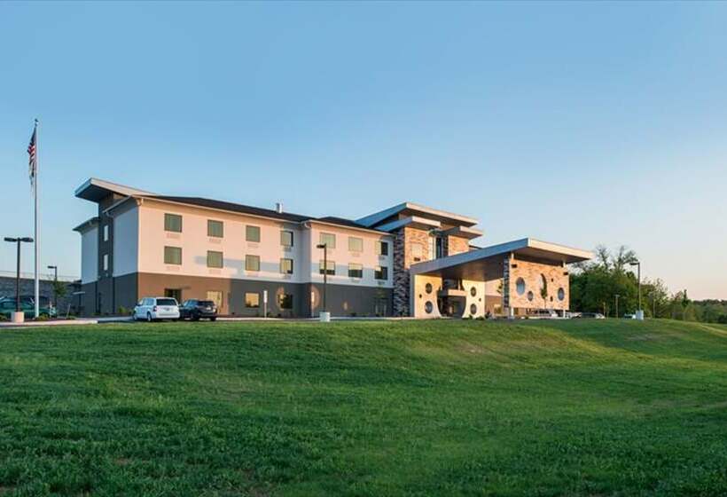 Отель Holiday Inn Express & Suites Shippensburg, An Ihg