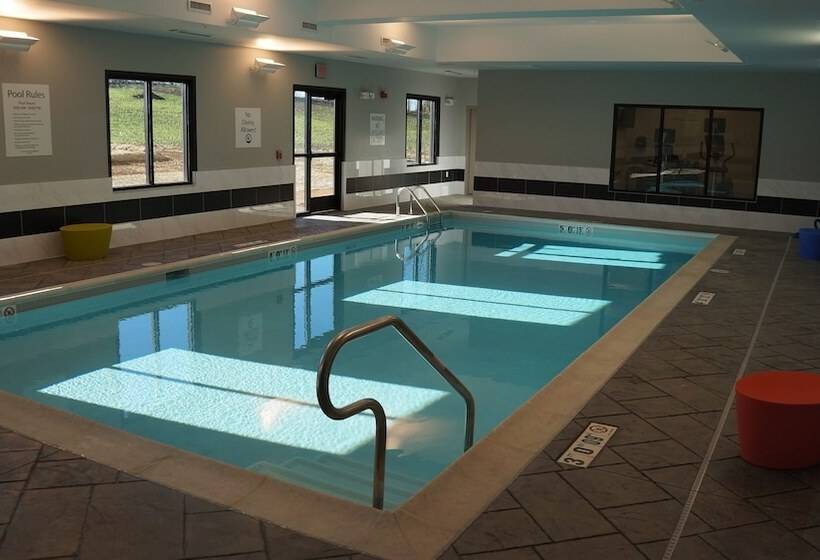 Отель Holiday Inn Express & Suites Shippensburg, An Ihg