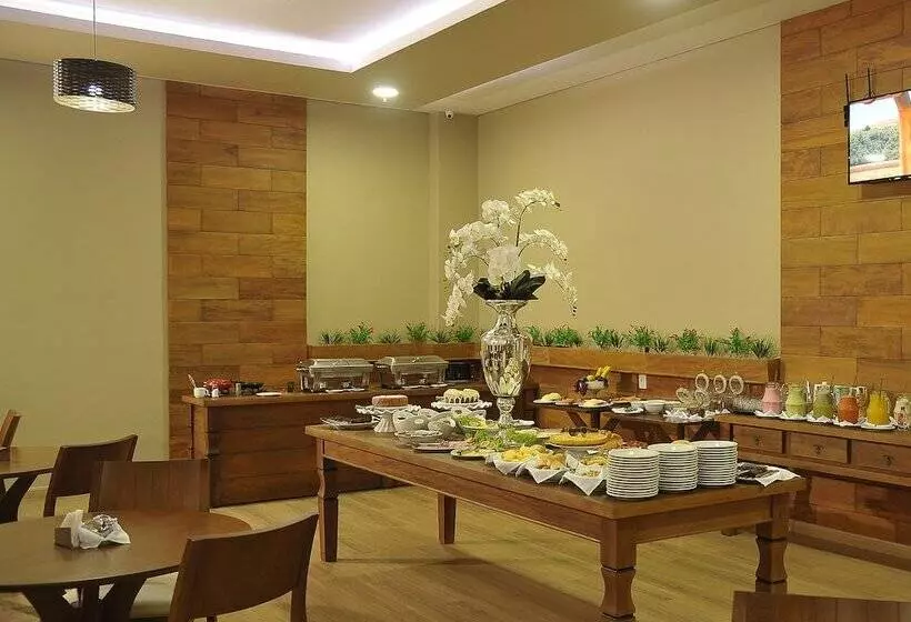 Hotel Maestro Premium Cascavel