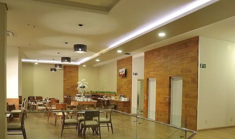 Hotel Maestro Premium Cascavel