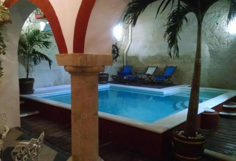 Hotel Maya Ah Kim Pech