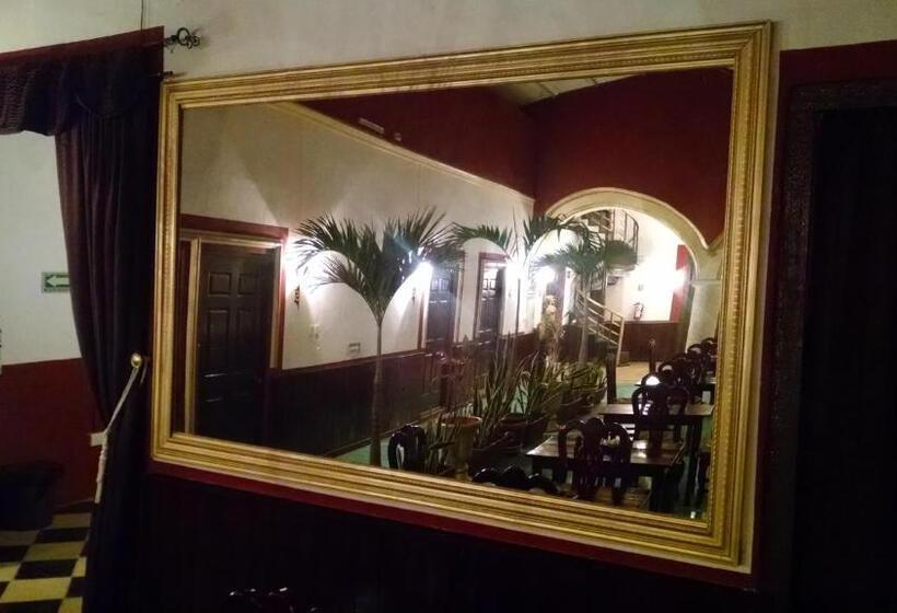 Hotel Maya Ah Kim Pech