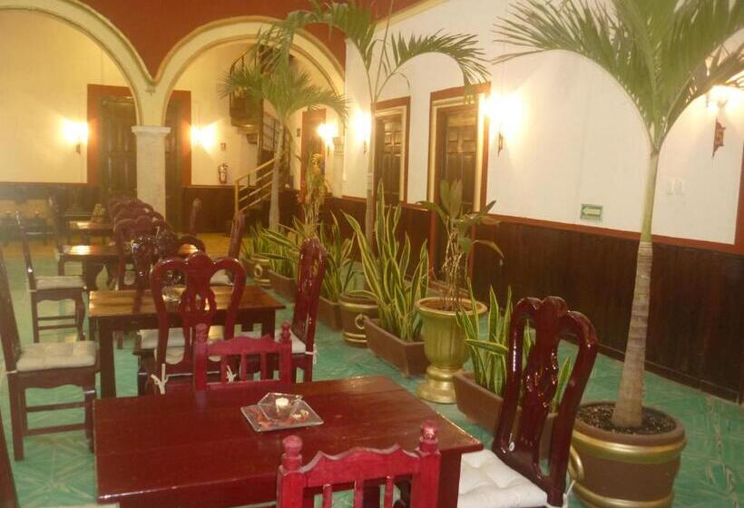 Hotel Maya Ah Kim Pech