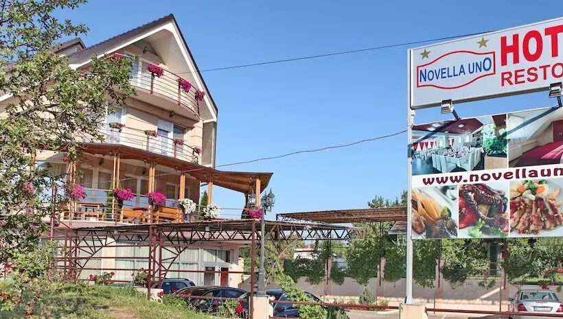هتل Novella Uno