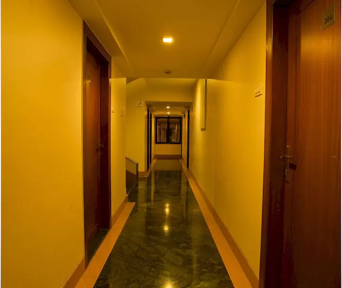 Hotel Treebo Trend  Sudarshan Kalyani Nagar