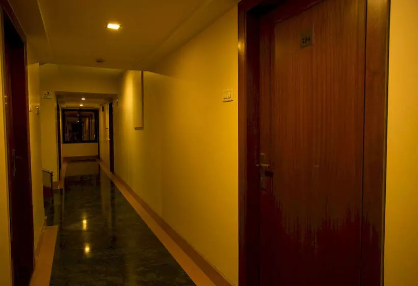 Hotel Treebo Trend  Sudarshan Kalyani Nagar