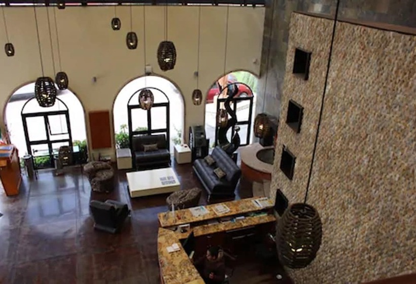Hotel Posada Virreyes