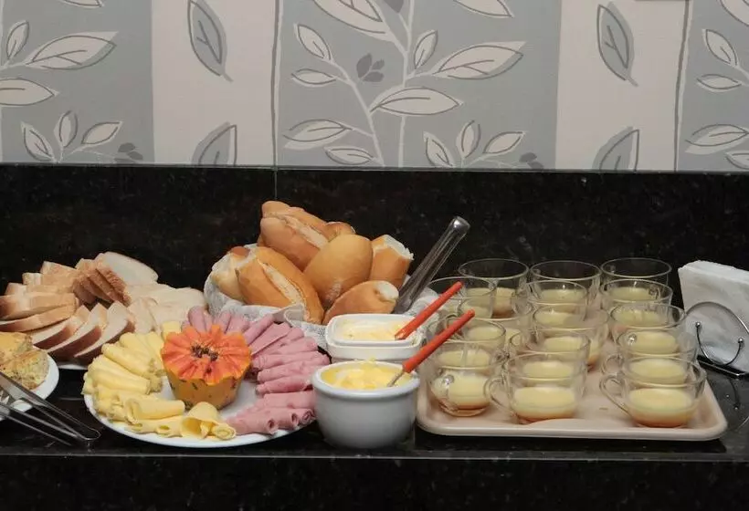 בית מלון כפרי Pouso Alegre