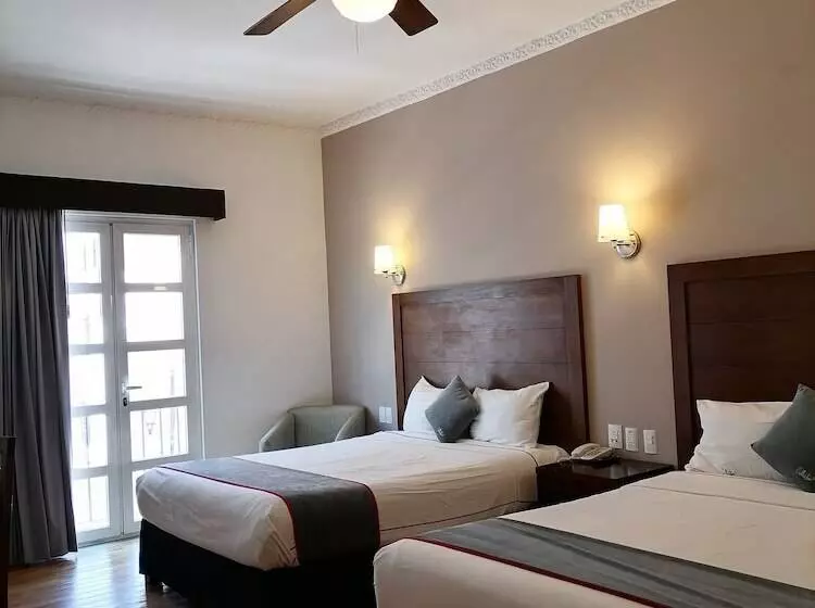 هتل Quinta Allende